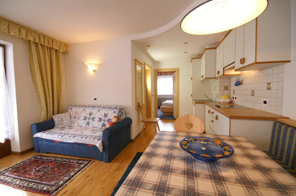 Appartamenti Residence Pars 바디아 외부 사진
