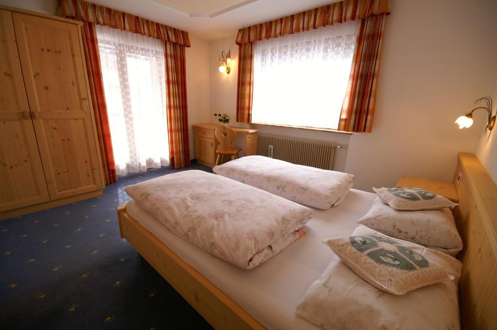 Appartamenti Residence Pars 바디아 외부 사진