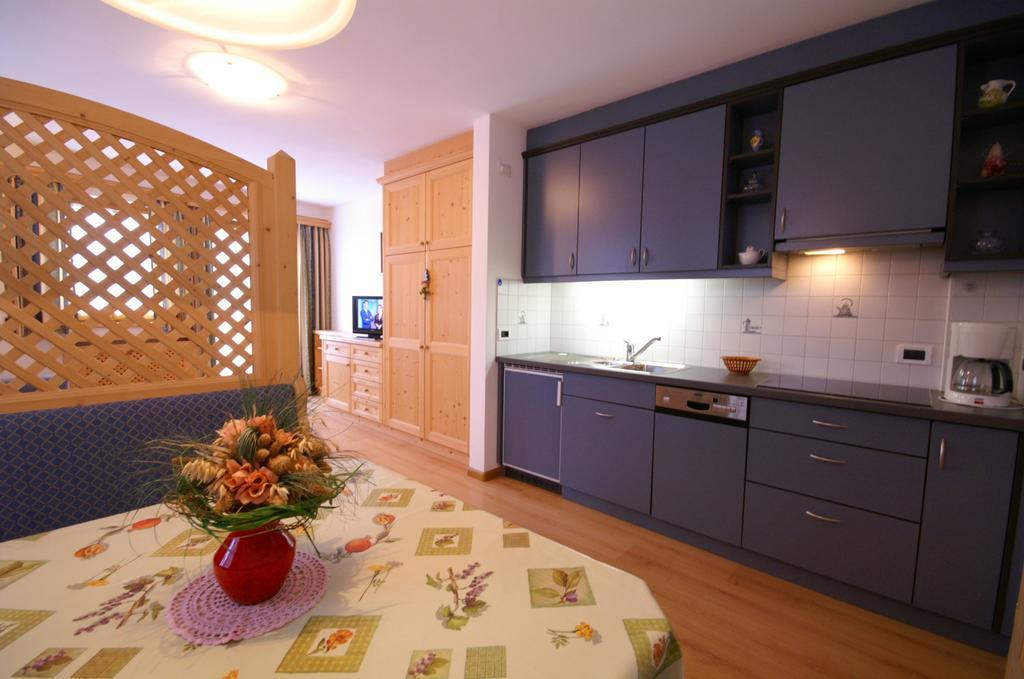 Appartamenti Residence Pars 바디아 외부 사진